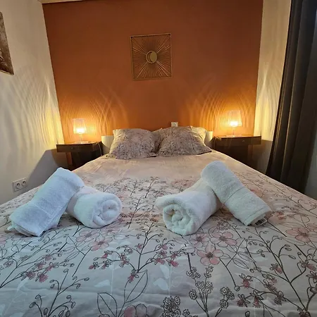 Cite Medievale- Le Remp'art - Confort - Acces Direct Pietons - Parking Gratuit Апартаменты Каркассон