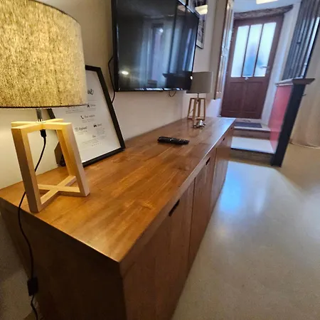 Appartement Cite Medievale- Le Remp'art - Confort - Acces Direct Pietons - Parking Gratuit *