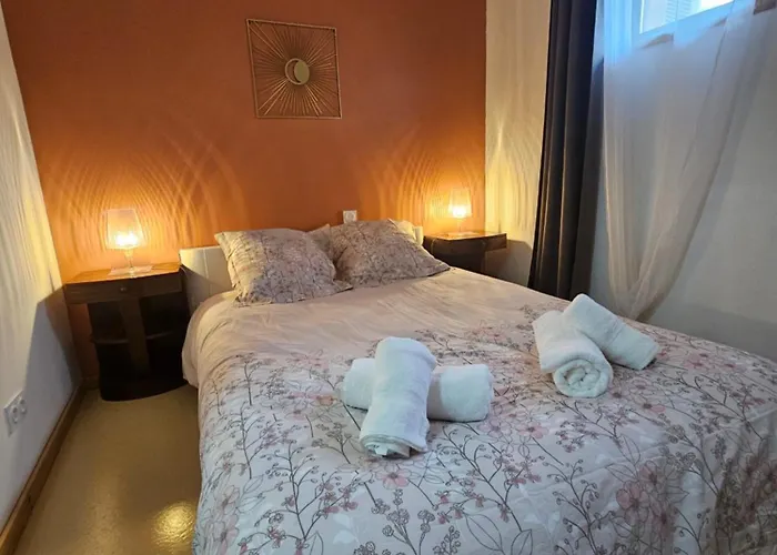 Cite Medievale- Le Remp'Art - 3 Chambres Tout Confort-Au Pied De La Cite- Acces Direct Pietons - Parking Gratuit