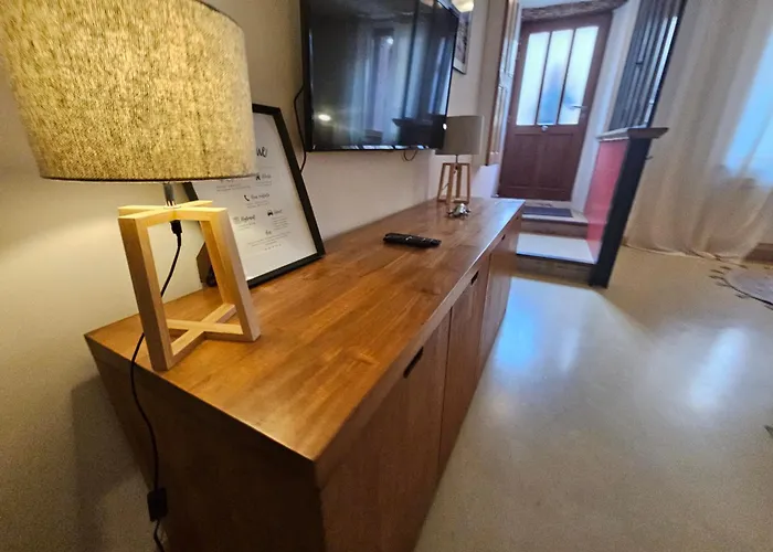 Apartamento Cite Medievale- Le Remp'Art - 3 Chambres Tout Confort-Au Pied De La Cite- Acces Direct Pietons - Parking Gratuit *